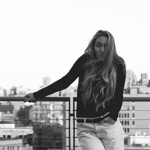 Meet your Posher, Monica